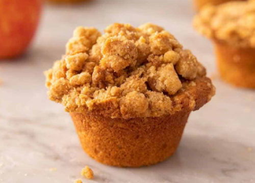 Recept za raskošne muffine s jabukama i mrvičastim tijestom