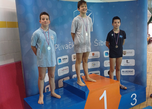 Fotografija 2 - FOTO: Članovi Mora Niko Koloper i Luka Šupe uzeli tri medalje na Prvenstvu Dalmacije za početnike