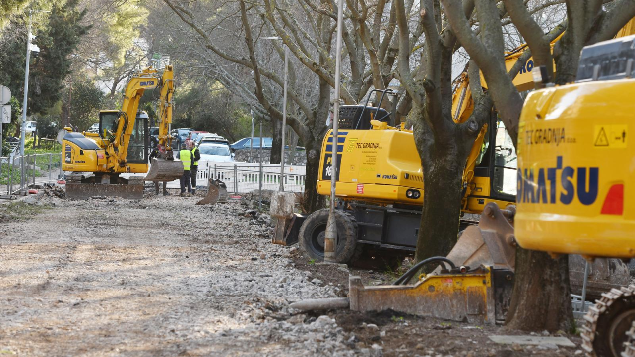 Križanje Bosanske i Ulice 3. studenog 1944. od četvrtka će biti zatvoreno za sav promet