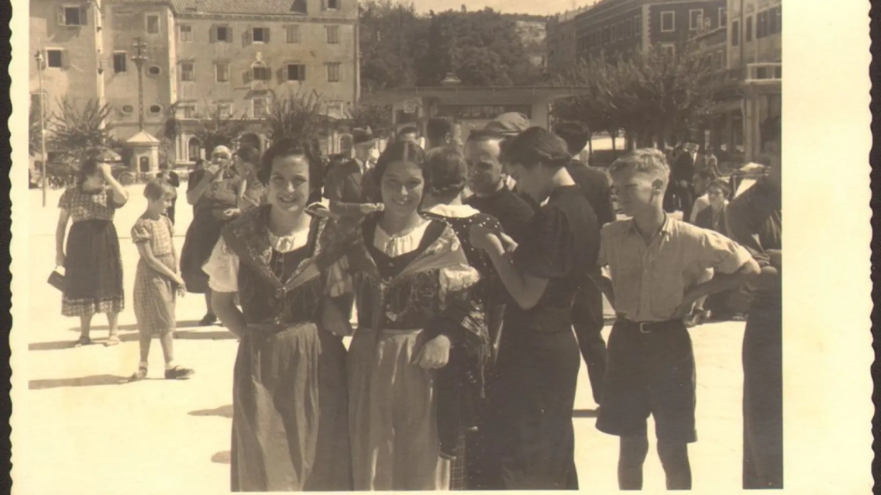 Šibenski leksikon: 'Tresi-mesi, vode mi donesi'