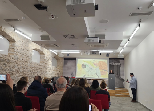 Fotografija 3 - Andrija Škugor osmogodišnji je umjetnik iz Šibenika