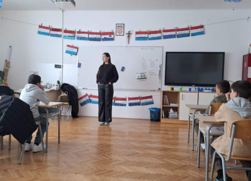 Fotografija 2 - Udruga Argonauta održala prvu radionicu recikliranja u Katoličkoj osnovnoj školi