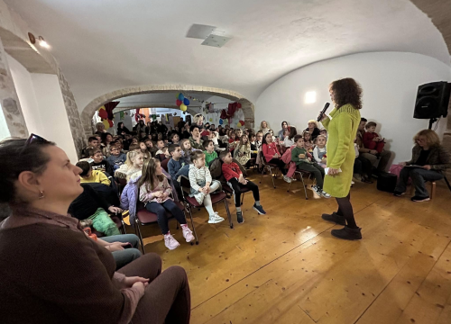 Fotografija 22 - Mali lutkari iz šibenskih vrtića u Art podrumu održali smotru dječjih lutkarskih igrokaza