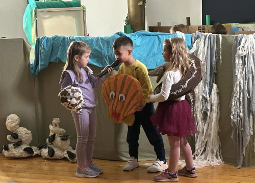 Fotografija 9 - Mali lutkari iz šibenskih vrtića u Art podrumu održali smotru dječjih lutkarskih igrokaza