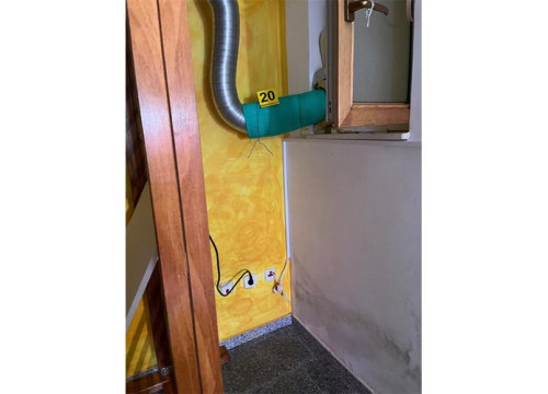 Fotografija 3 - FOTO U Vodicama pronađen improviziran laboratorij za proizvodnju droge, 'poduzetnik' priveden