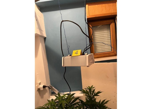 Fotografija 4 - FOTO U Vodicama pronađen improviziran laboratorij za proizvodnju droge, 'poduzetnik' priveden