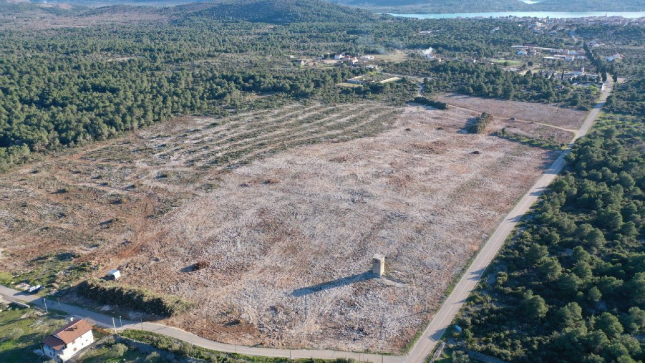 Pirovac razvije novu poduzetničku zonu, a poduzetnici i investitori mogu kupiti zemljište