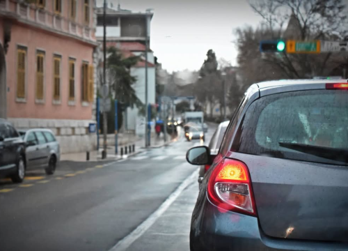 Promjenjivo, oblačno, mjestimice kiša koja donosi saharski pijesak
