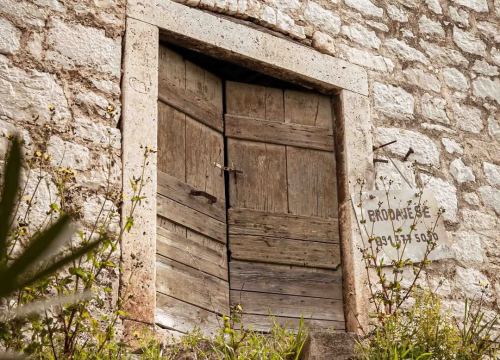 Fotografija 54 - Dolac – povijesna duša Šibenika s mediteranskim šarmom