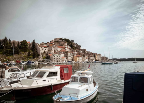 Fotografija 12 - Dolac – povijesna duša Šibenika s mediteranskim šarmom