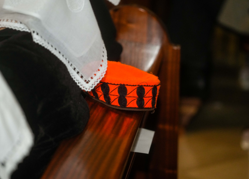 Fotografija 1 - Pučki pivači KBF-a korizmenim napjevima u drniškoj Gospi od Ružarija očarali prisutne