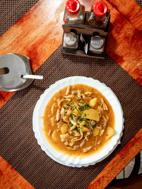 FOTO Uživajte u domaćoj spizi na novoj terasi Buffeta Šimun!