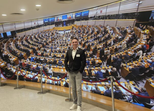 Fotografija 3 - Šibenska Ekonomska škola u Bruxellesu sudjelovala na edukaciji u Europskom parlamentu