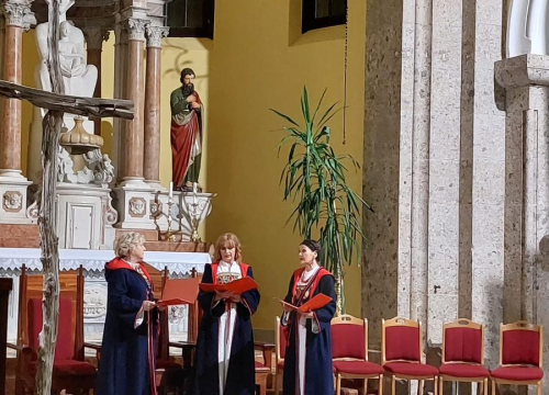 Fotografija 3 - Stoljetna tradicija pučkih korizmenih napjeva: Klape nastupile na korizmenom koncertu u Drnišu