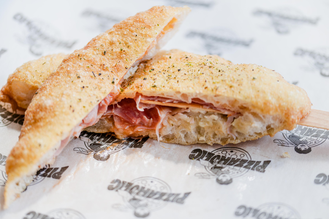 FOTO U Pizzaholicu probajte rimsku pinsu i al taglio jer hrskavost mijenja pravila!