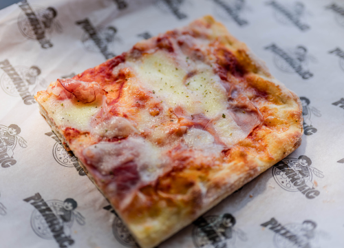 Fotografija 40 - FOTO U Pizzaholicu probajte rimsku pinsu i al taglio jer hrskavost mijenja pravila!