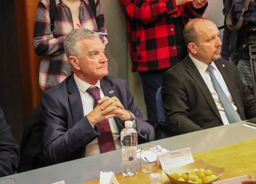 Fotografija 4 - Ministar Šipić u radnom posjetu Šibeniku: ‘Želimo stvoriti poticajno okruženje za obitelji’