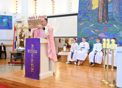 Fotografija 26 - Dječji zbor sa zagrebačke Knežije gostovao u Župi sv. Ante Padovanskog na Šubićevcu