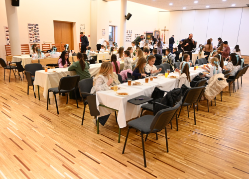 Fotografija 34 - Dječji zbor sa zagrebačke Knežije gostovao u Župi sv. Ante Padovanskog na Šubićevcu