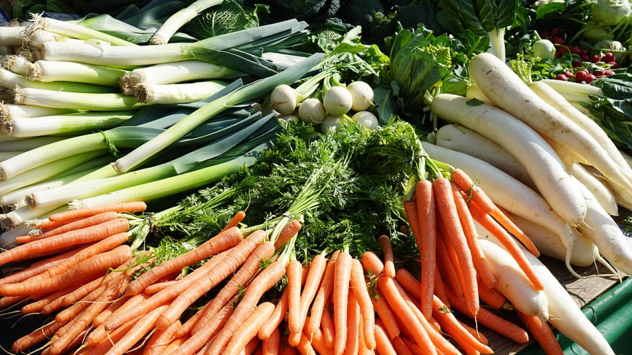 Pet proljetnih namirnica koje jačaju imunitet i poboljšavaju probavu