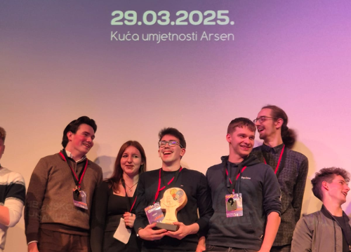 Fotografija 7 - Srednjoškolci zavladali Arsenom: U finalu Nacionalne kviz lige pobjedu odnijelo Oceanovih 5 iz Čakovca