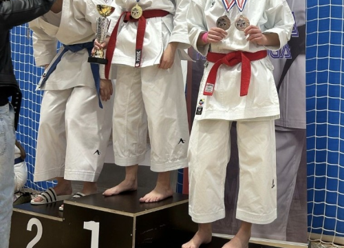 Fotografija 5 - FOTO: Karataši Osvita osvojili u Makarskoj 13 medalja, od toga tri zlata