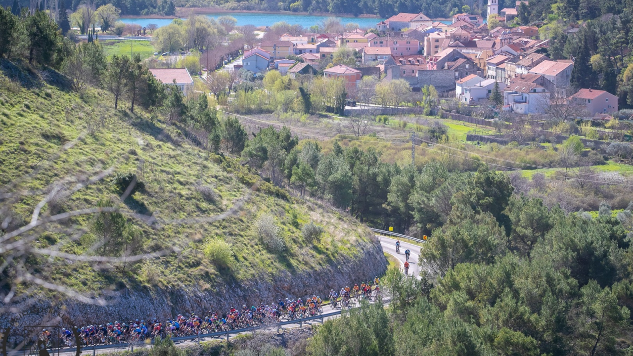 'Skradin Granfondo': Ugodna biciklistička nedjelja završena uvjerljivom pobjedom Slovenca Kovačiča