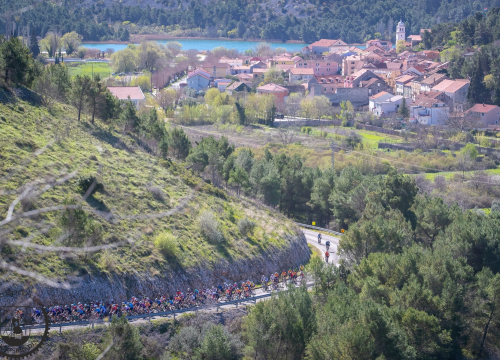 Fotografija 1 - FOTO: 'Skradin Granfondo': Ugodna biciklistička nedjelja završena uvjerljivom pobjedom Slovenca Kovačiča