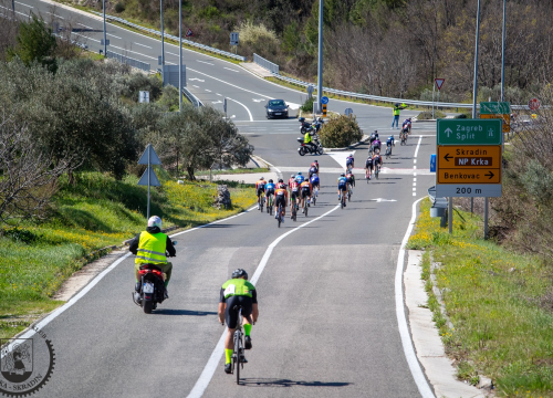Fotografija 4 - FOTO: 'Skradin Granfondo': Ugodna biciklistička nedjelja završena uvjerljivom pobjedom Slovenca Kovačiča
