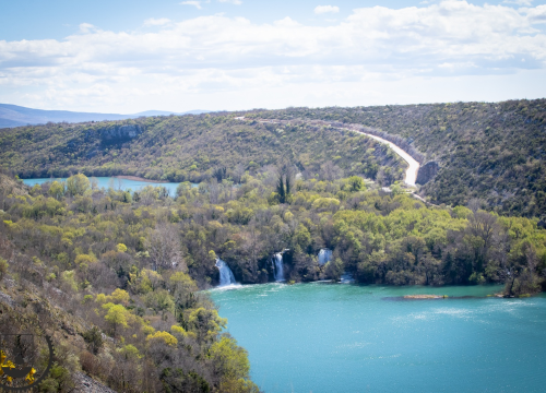 Fotografija 14 - FOTO: 'Skradin Granfondo': Ugodna biciklistička nedjelja završena uvjerljivom pobjedom Slovenca Kovačiča