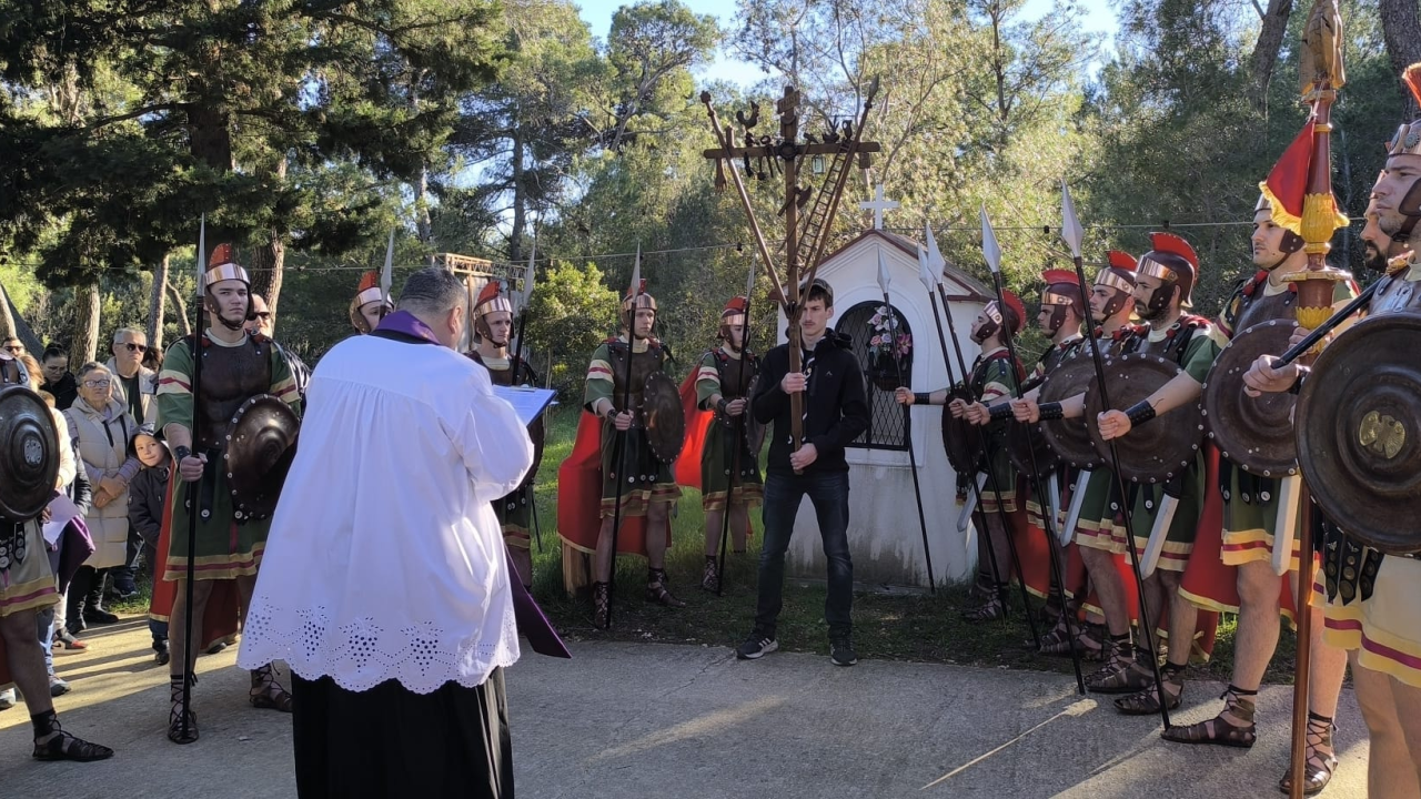 Vjernici tradicionalno hodočastili na Okit