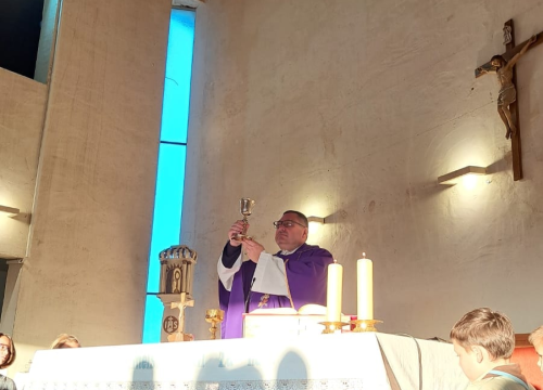 Fotografija 3 - Tradicionalno hodočašće na Okit