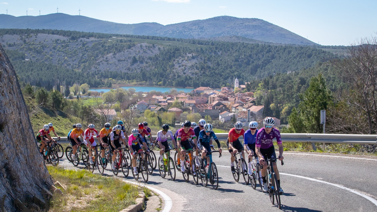 'Skradin Granfondo': Ugodna biciklistička nedjelja završena uvjerljivom pobjedom Slovenca Kovačiča