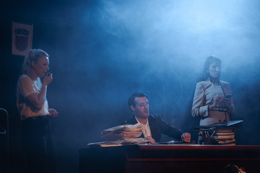 'Prigode beru jagode': Poslastica šibenskog HNK privukla velik broj zaljubljenika u kazalište