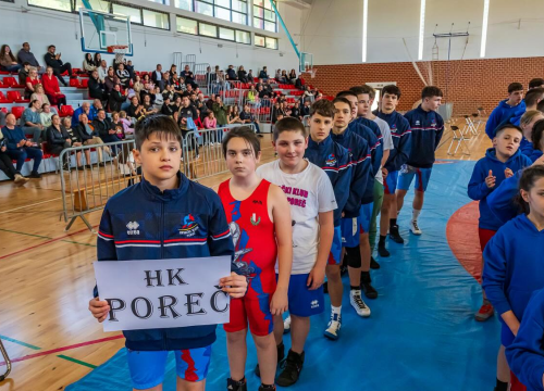 Fotografija 5 - FOTO: Dva šibenska hrvačka kluba na Prvenstvu Jadranske regije s nizom ekipnih titula i 25 pojedinačnih naslova