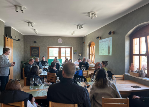 Fotografija 7 - 'Autohtone sorte i značajna vina Šibensko-kninske županije': Održana radionica u Vinariji Baraka