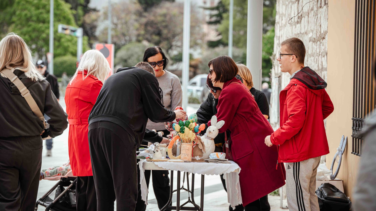 Posjetite uskrsni štand Udruge Kamenčići na Poljani i pronađite unikatne ukrase
