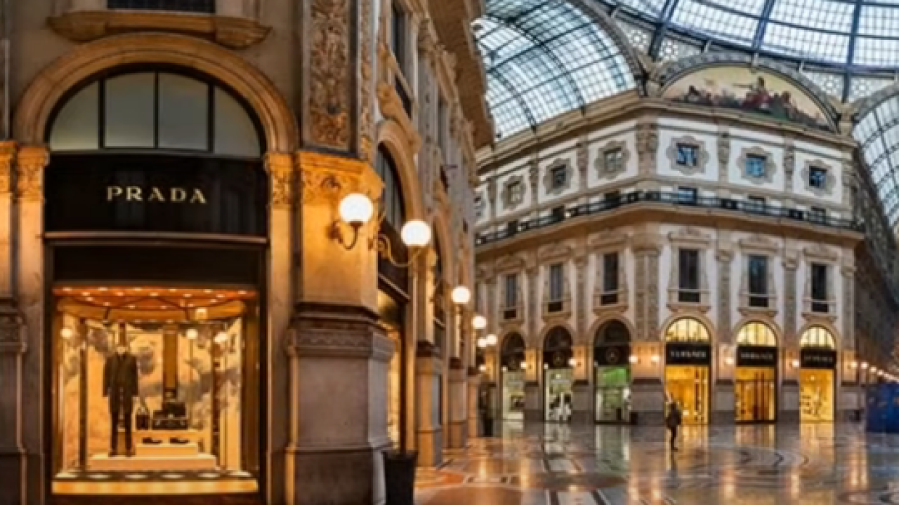 Talijanska Prada kupila legendarni Versace za više od milijardu eura