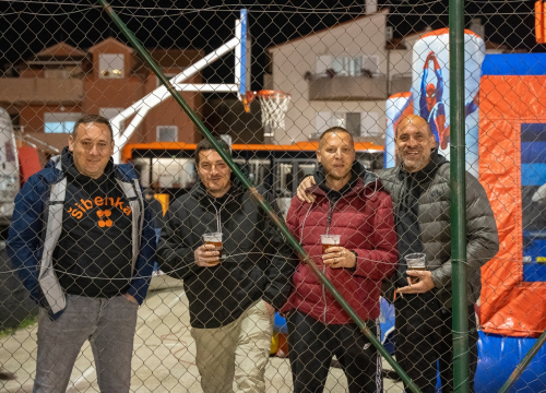 Fotografija 15 - FOTO: Odličan prvi dan funcutskog rođendanskog turnira: Od legendi Jose Bulata i Ive Grgasa Granda do desetogodišnjaka