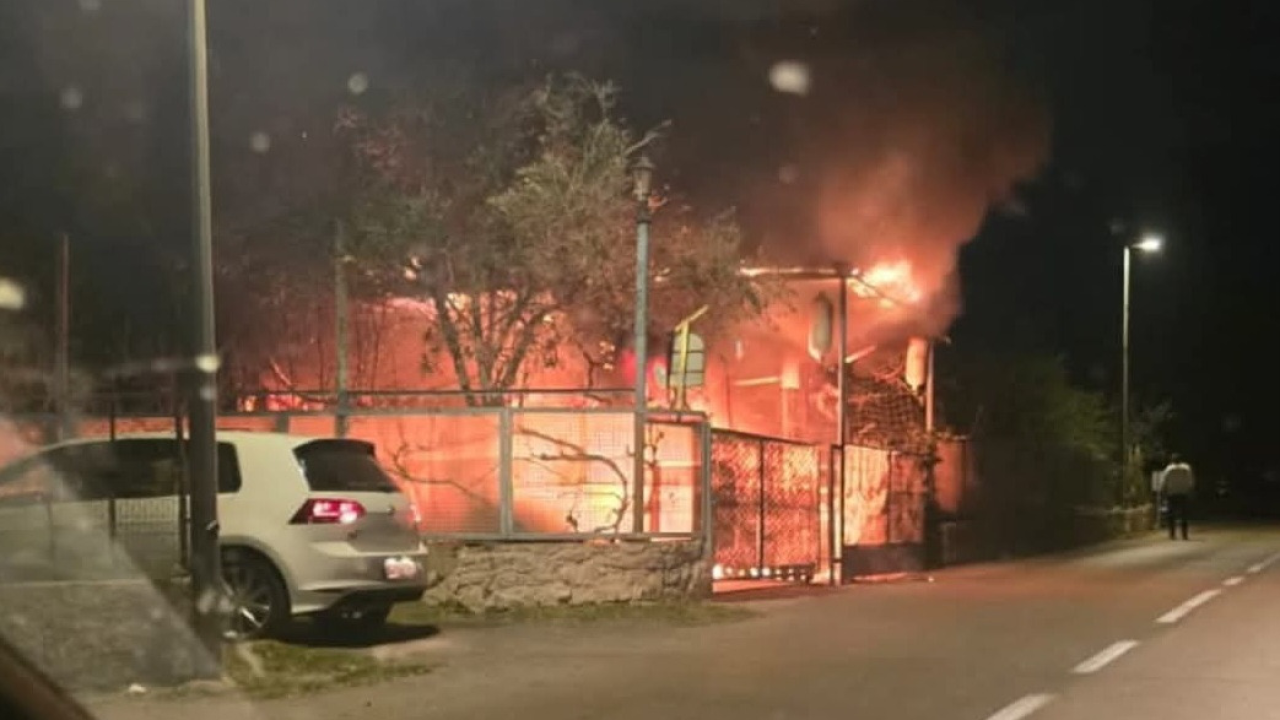 Požar u garaži u Bilicama i smeća u Crnici: Brze intervencije vatrogasaca spriječile veću štetu