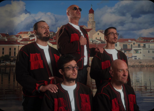 Fotografija 5 - Premijera spota 'Kokošica': Teški Osjećaji u novom ruhu slave glazbenu i kulturnu baštinu