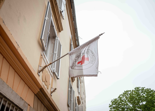 Fotografija 3 - Dolaskom ljetne sezone raste potreba za dozama krvi i spasiocima: 'Krv treba čekati pacijenta, a ne obrnuto'