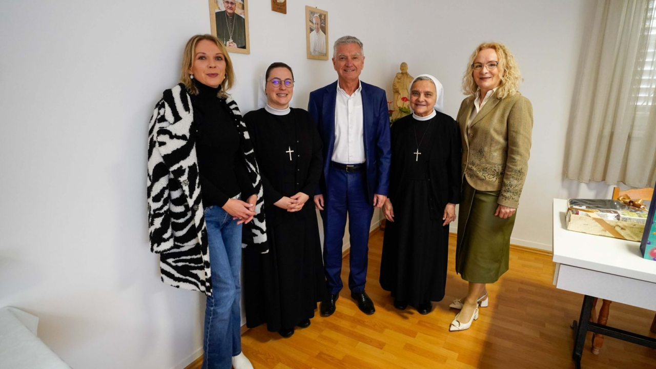 Gradonačelnik Burić posjetio Samostan časnih sestara milosrdnica