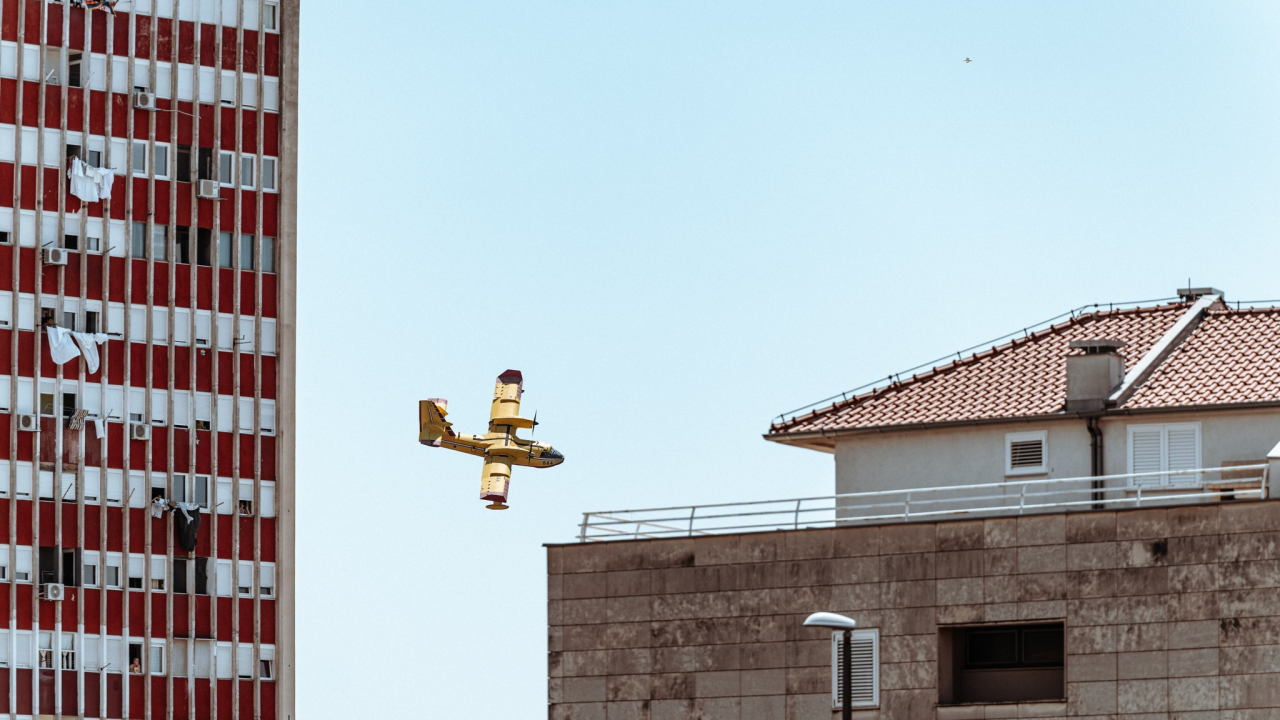 Ministar Anušić nezadovoljan pripremama zračne flote za protupožarnu sezonu