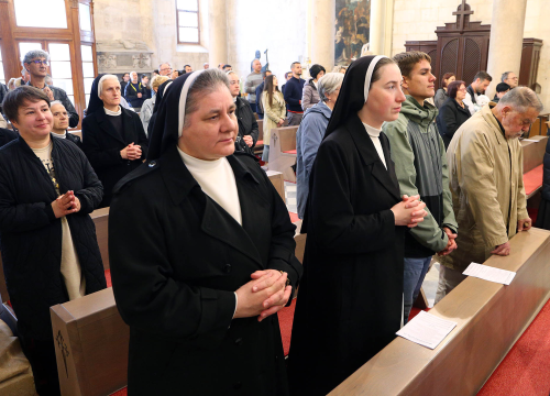 Fotografija 7 - Održana misa posvete ulja u katedrali sv. Jakova