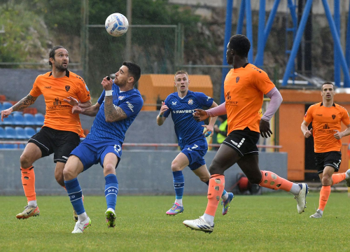 Uvijek isto: Dinamo dominantan na Šubićevcu, Šibenik ga uz to još jednom darivao