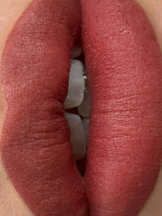 FOTO Od edukacije do karijere iz snova: Kako je Katarina pronašla svoj poziv u salonu Myroslave Rusnak