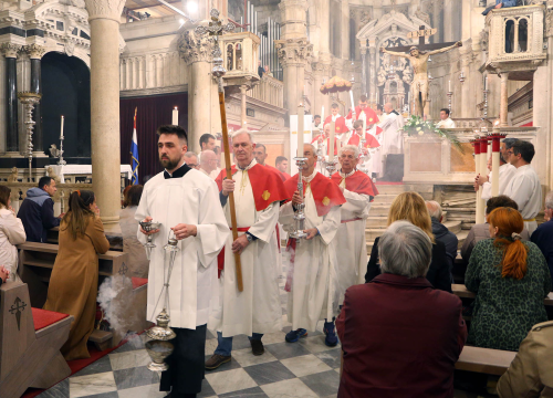 Fotografija 4 - Veliki četvrtak u katedrali sv. Jakova