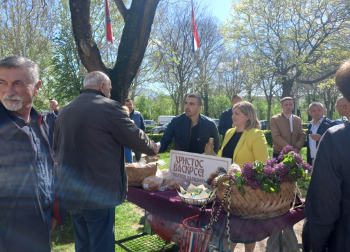 Fotografija 5 - Uskrsni sajam u Kninu okupio brojne posjetitelje