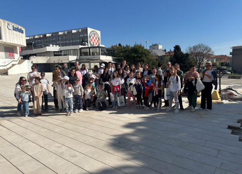 Fotografija 3 - Terenska nastava učenica iz Crne Gore